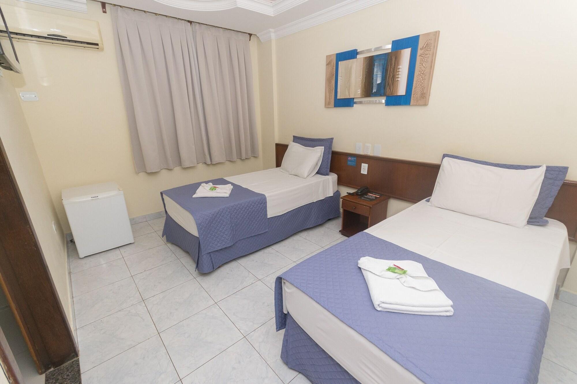 Hotel Portinari Ponte Da Amizade フォス・ド・イグアス エクステリア 写真