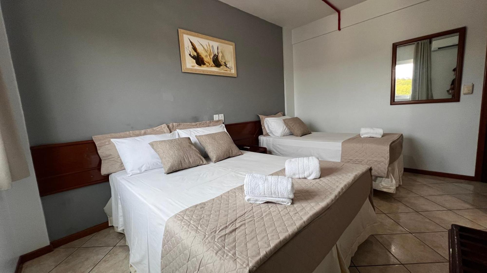 Hotel Portinari Ponte Da Amizade フォス・ド・イグアス エクステリア 写真